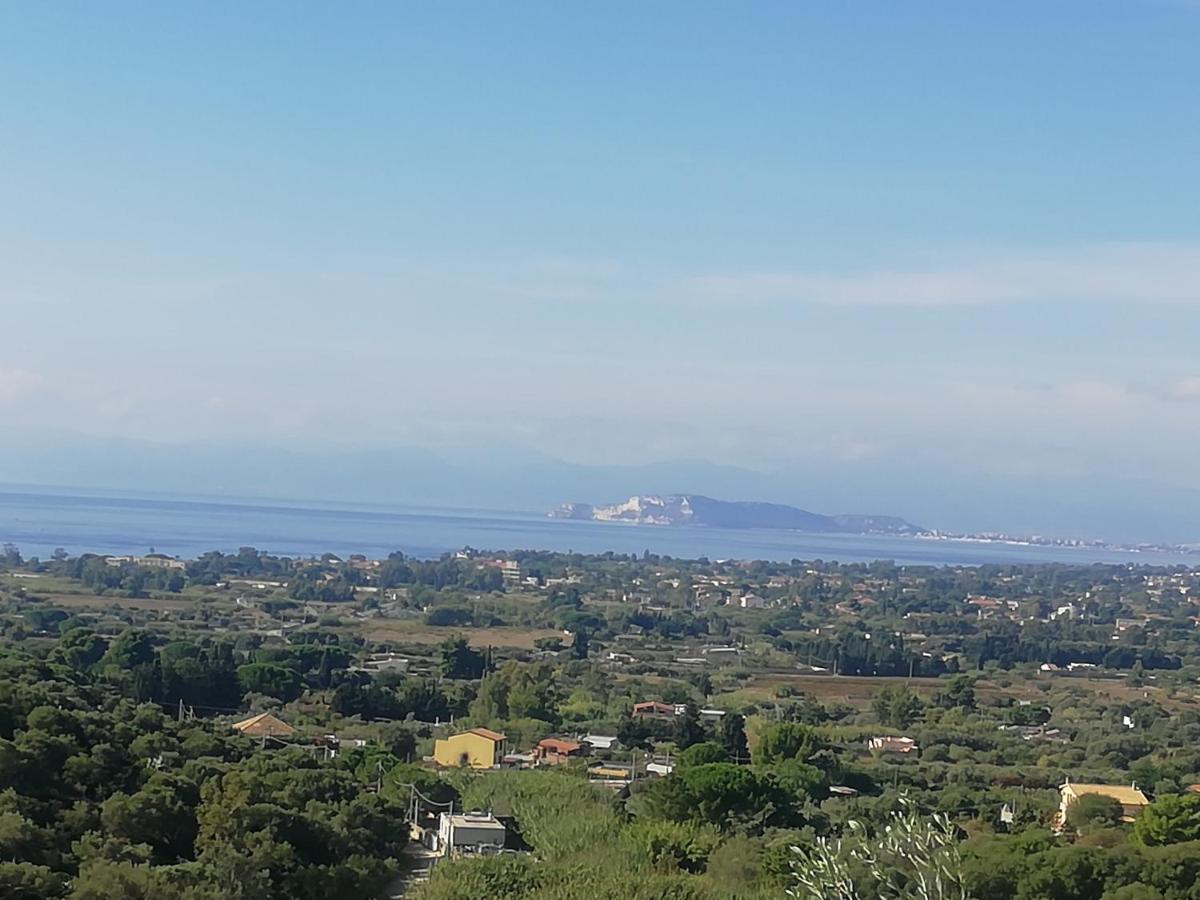 Villa Con Giardino Vista Mare Capitana Exterior photo